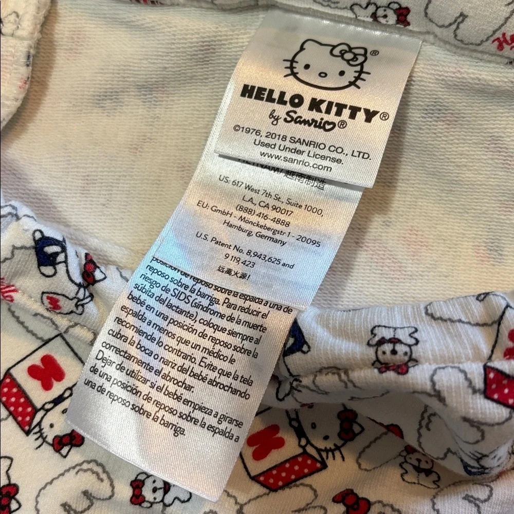 Ergobaby 100% Cotton Hello Kitty Head in The Clouds Swaddler One Size | baby |